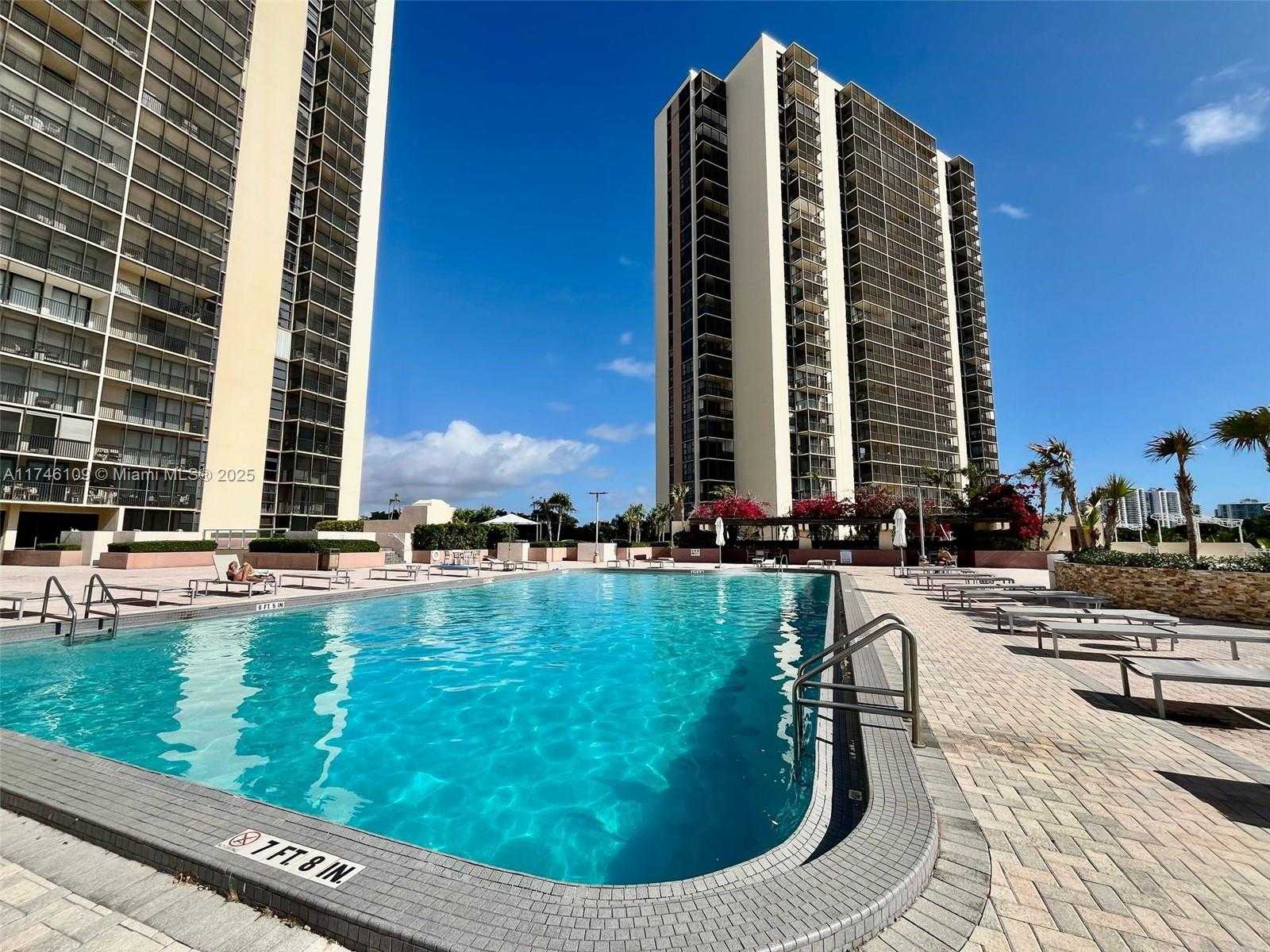 Small Image of 20379 WEST COUNTRY CLUB DR #1440, Aventura Number 20