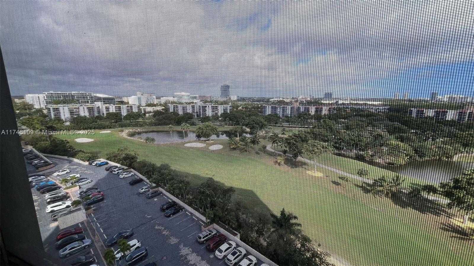 Small Image of 20379 WEST COUNTRY CLUB DR #1440, Aventura Number 4