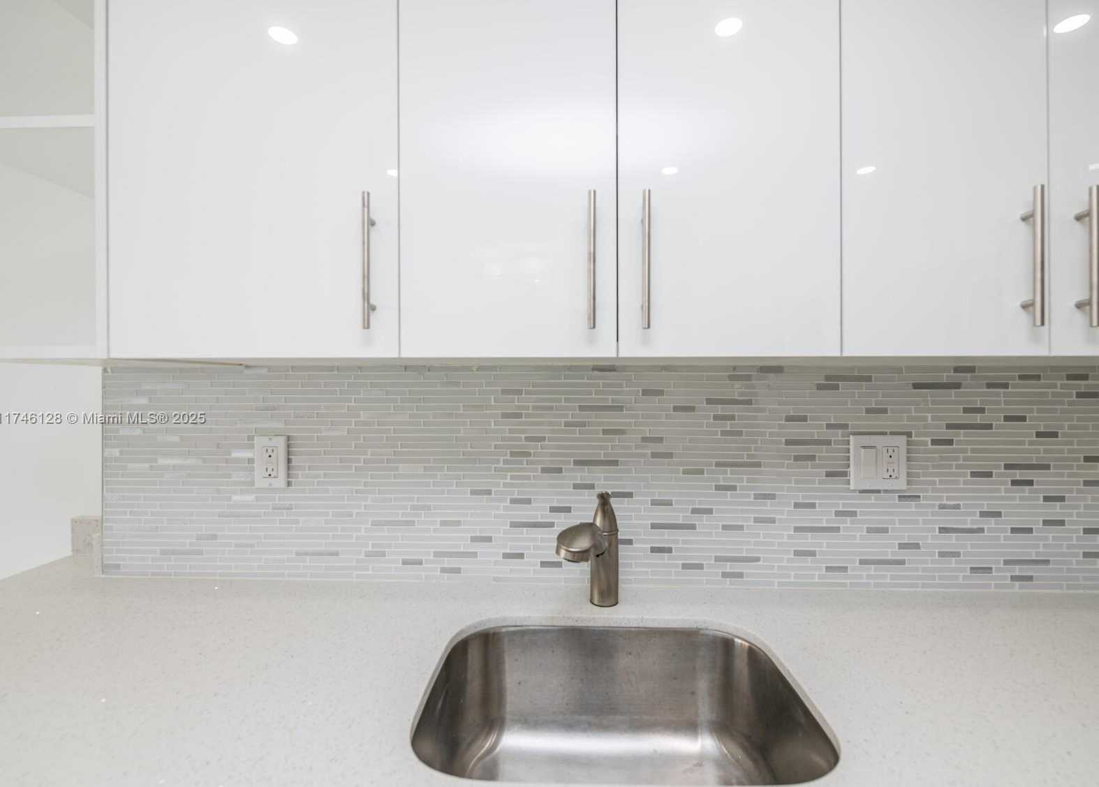 Small Image of 250 174TH ST #1810, Sunny Isles Beach Number 19