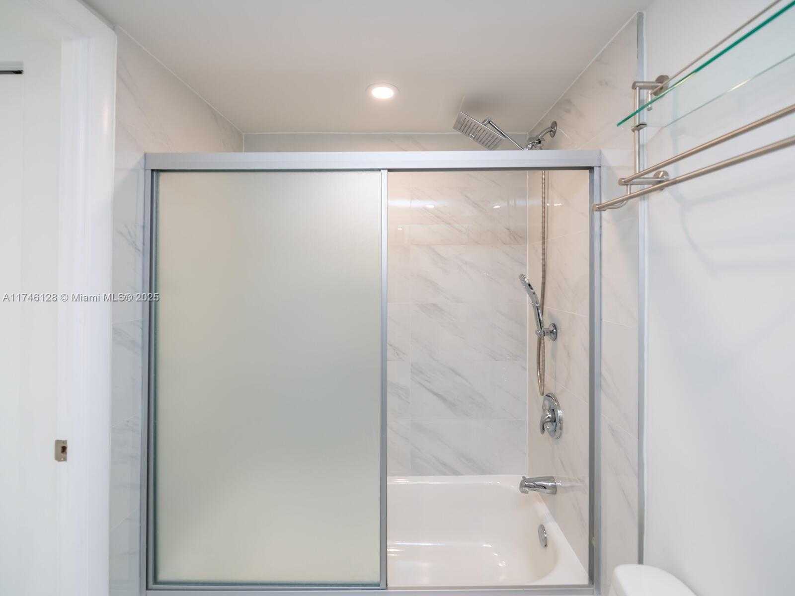 Small Image of 250 174TH ST #1810, Sunny Isles Beach Number 22