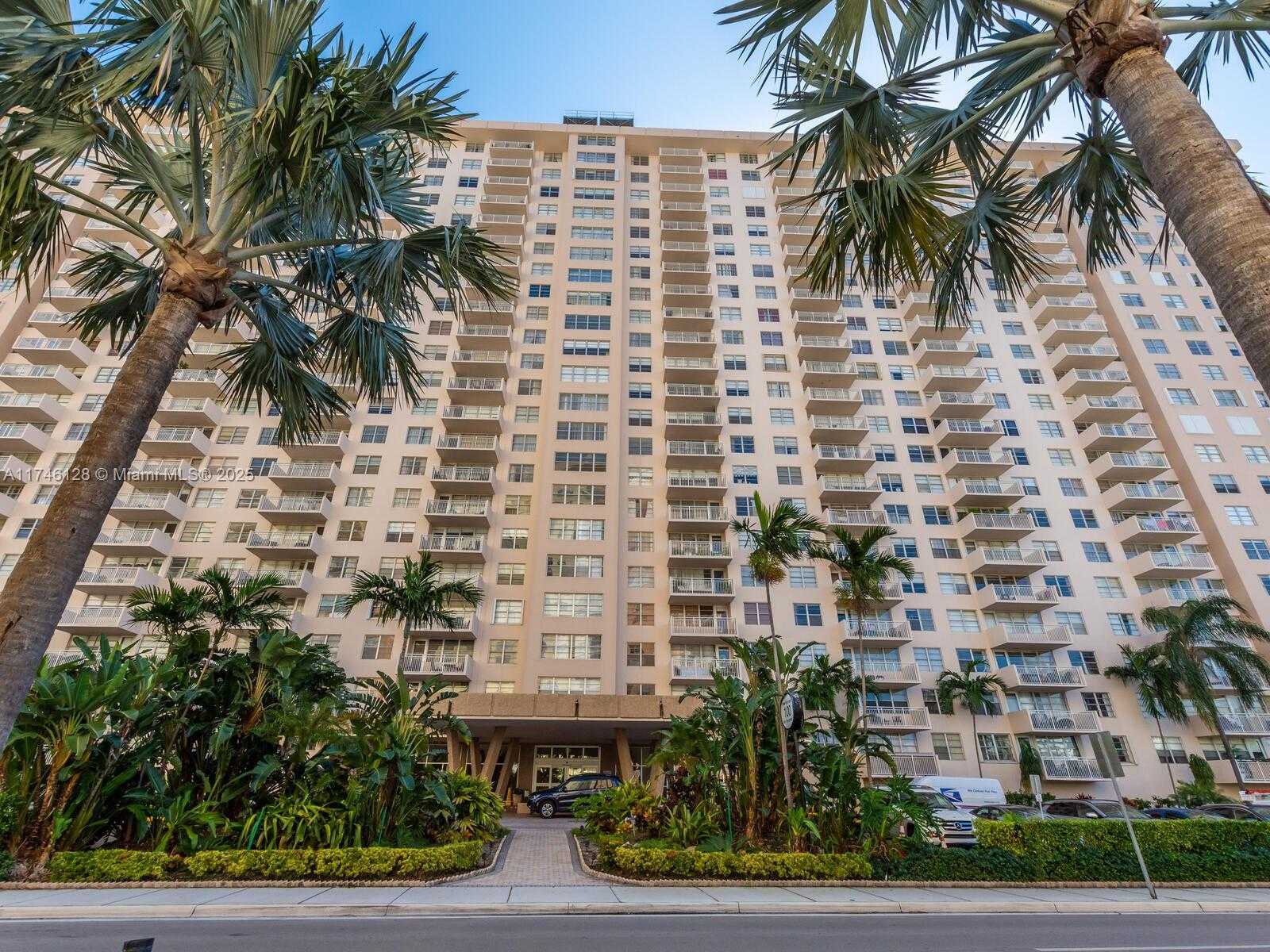 Small Image of 250 174TH ST #1810, Sunny Isles Beach Number 25