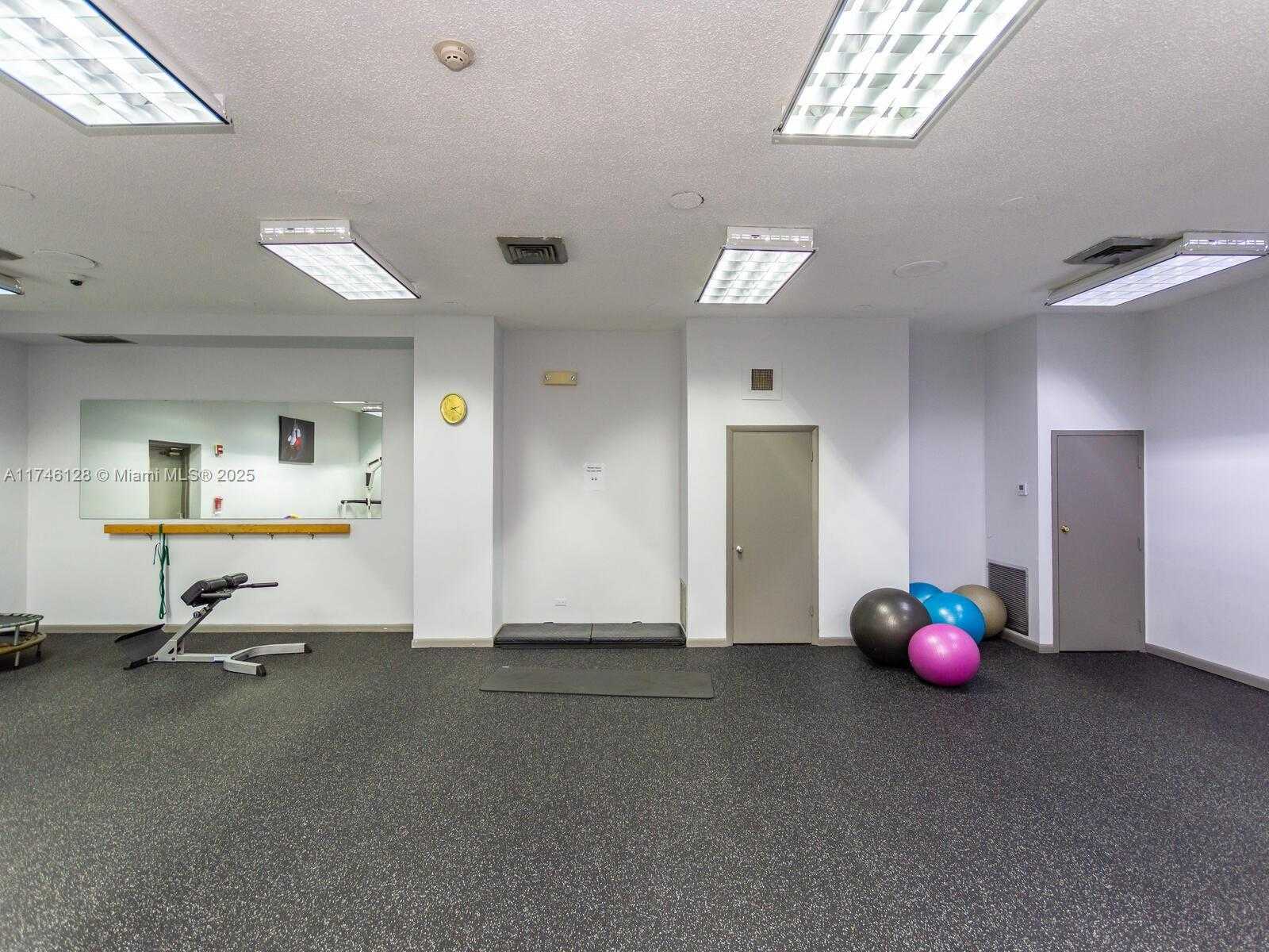 Small Image of 250 174TH ST #1810, Sunny Isles Beach Number 32
