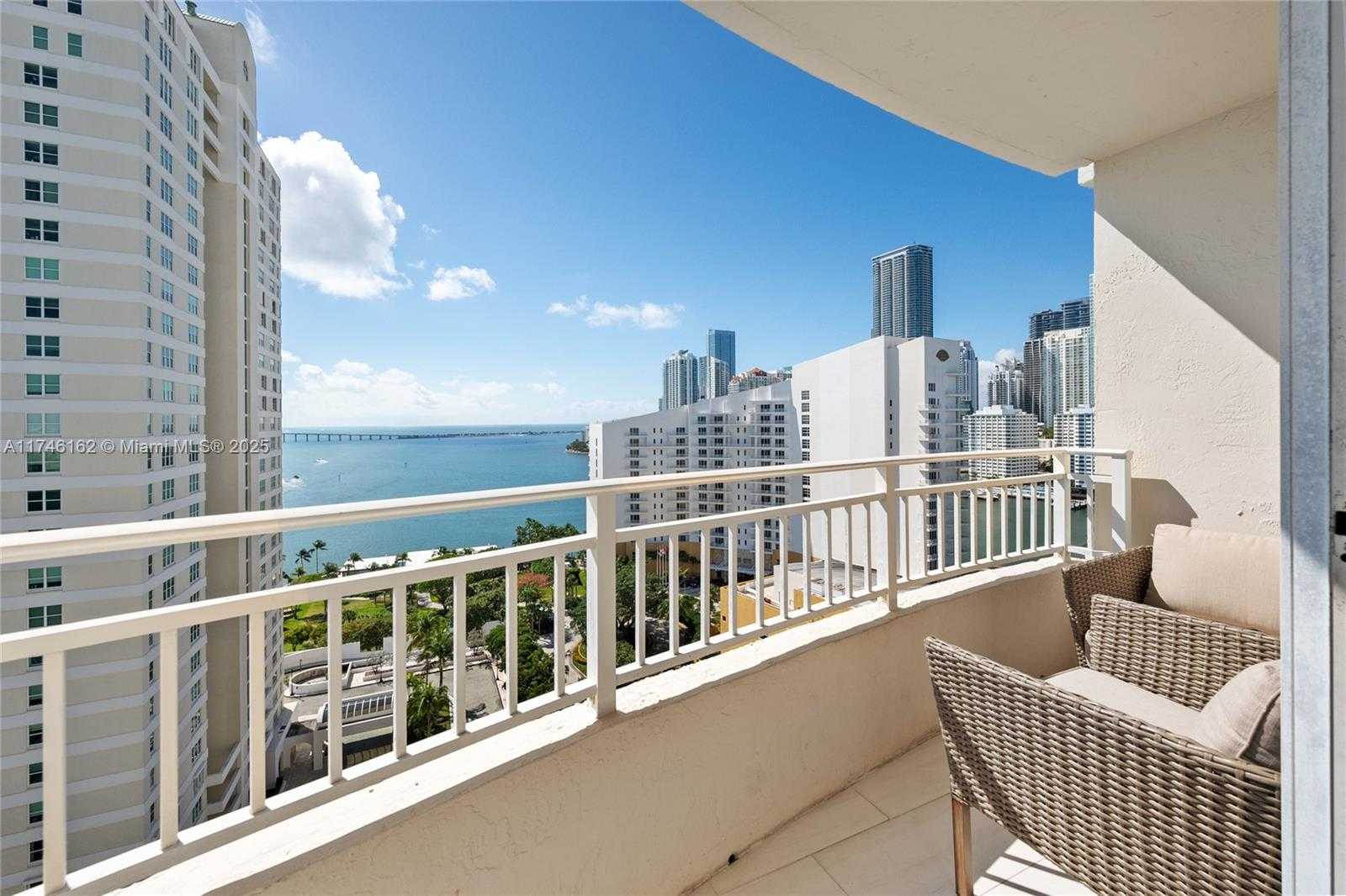 Small Image of 770 CLAUGHTON ISLAND DR #2110, Miami Number 15