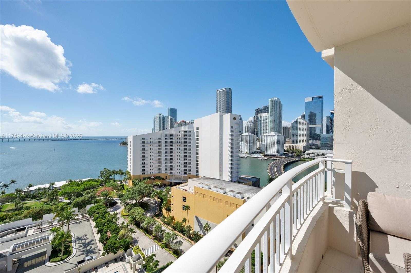 Small Image of 770 CLAUGHTON ISLAND DR #2110, Miami Number 16