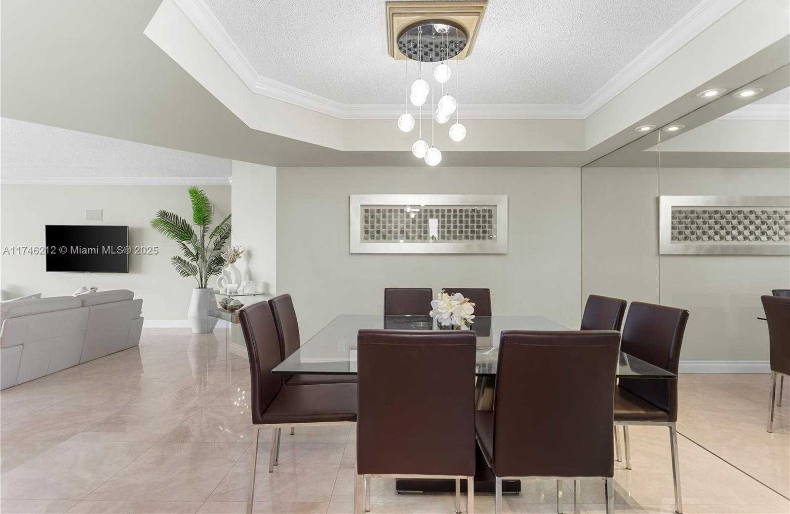 Small Image of 3600 YACHT CLUB DR #902, Aventura Number 7