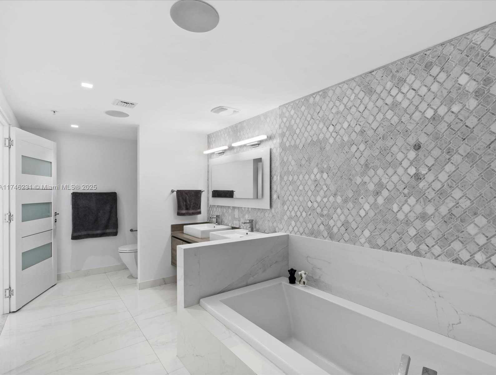 Small Image of 400 SUNNY ISLES BLVD #2008, Sunny Isles Beach Number 43