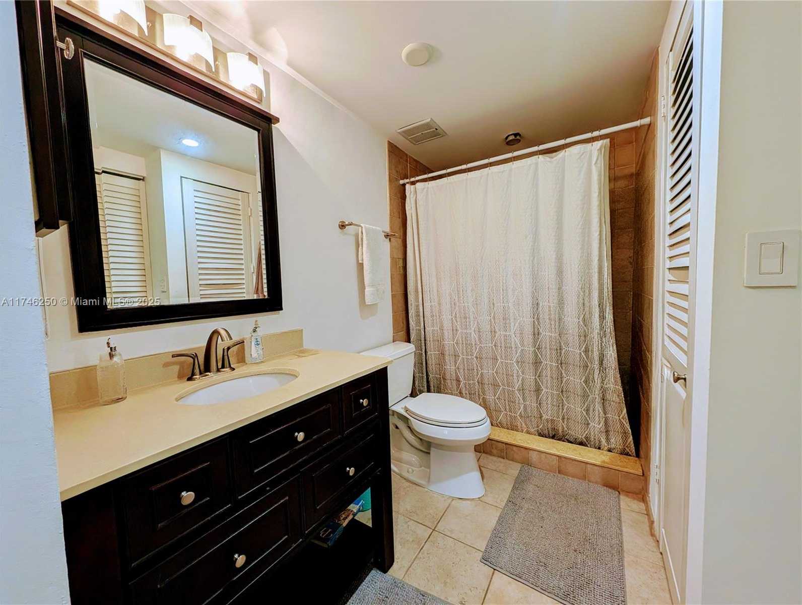 Small Image of 3670 INVERRARY DR #3Q, Lauderhill Number 17