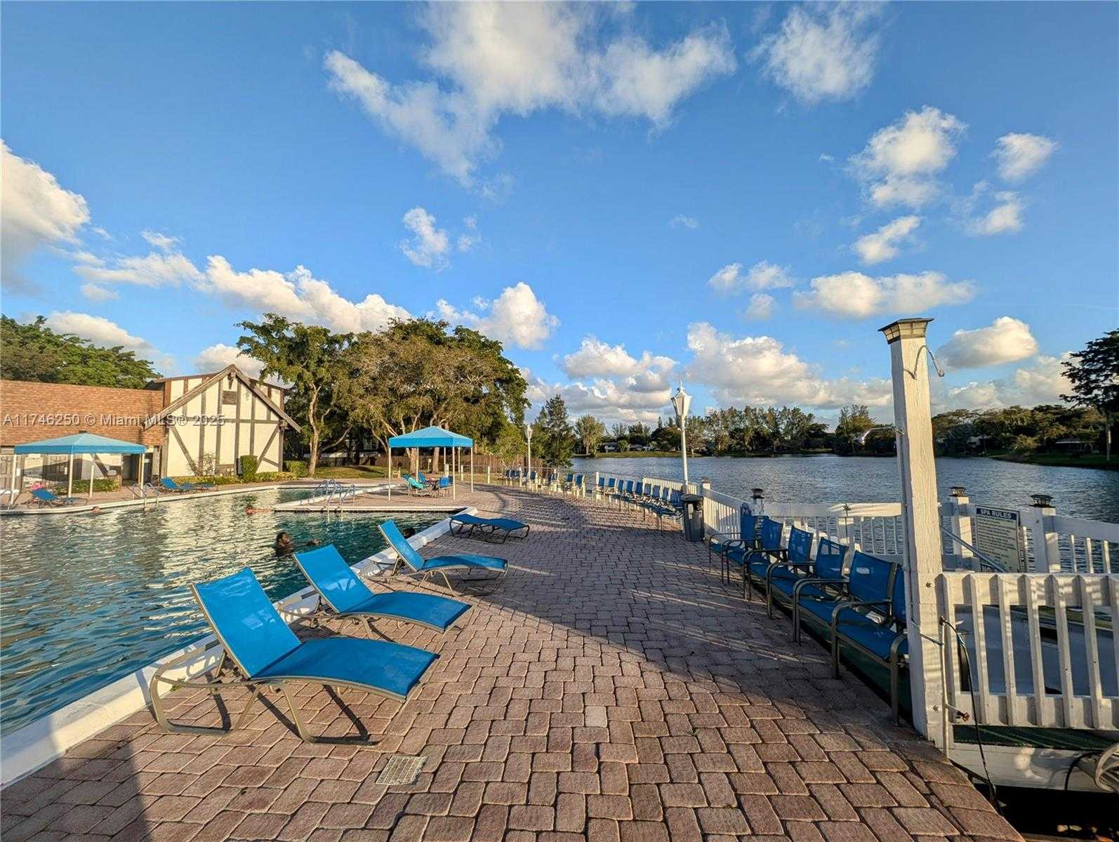 Small Image of 3670 INVERRARY DR #3Q, Lauderhill Number 22