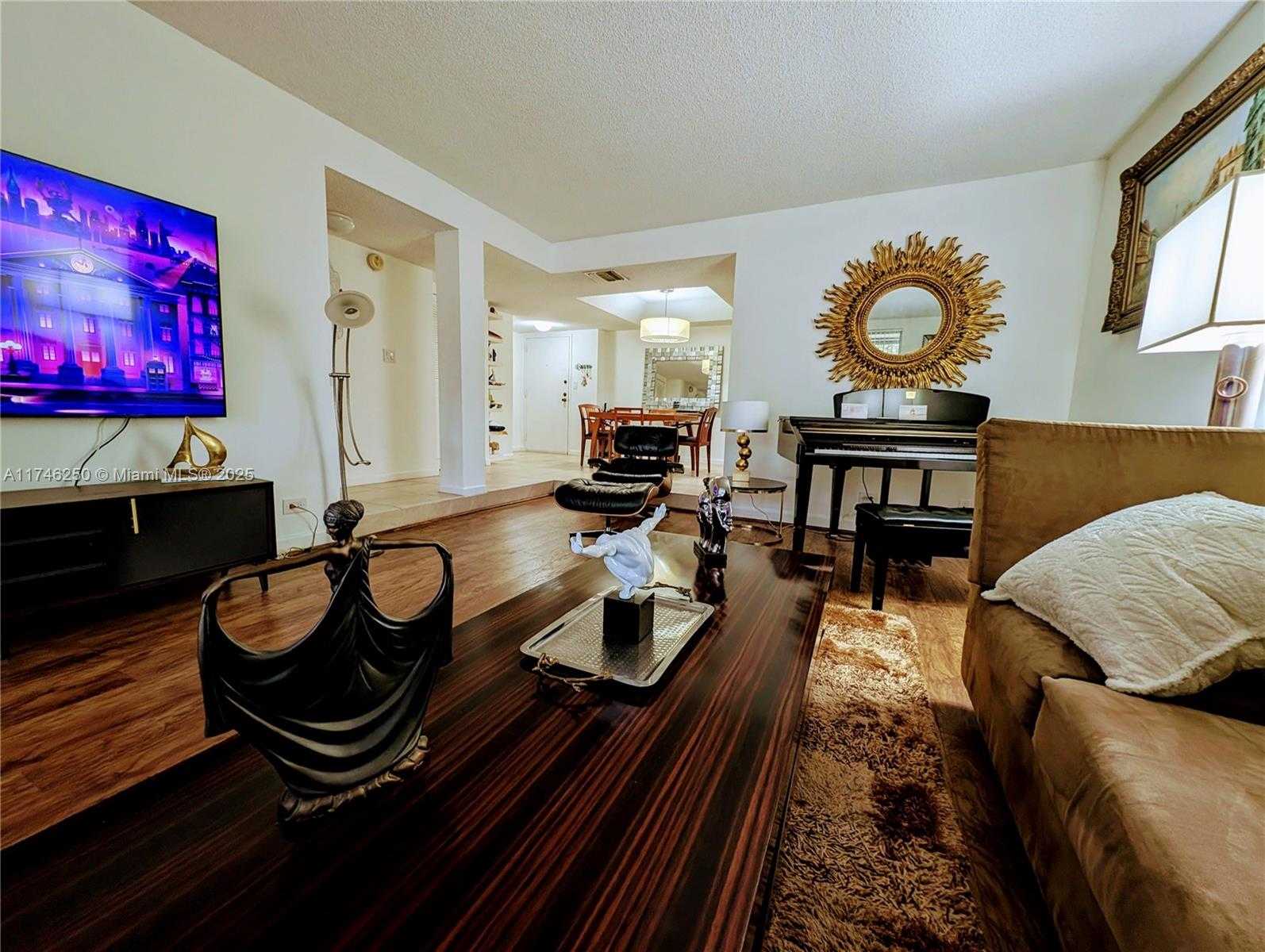 Small Image of 3670 INVERRARY DR #3Q, Lauderhill Number 8
