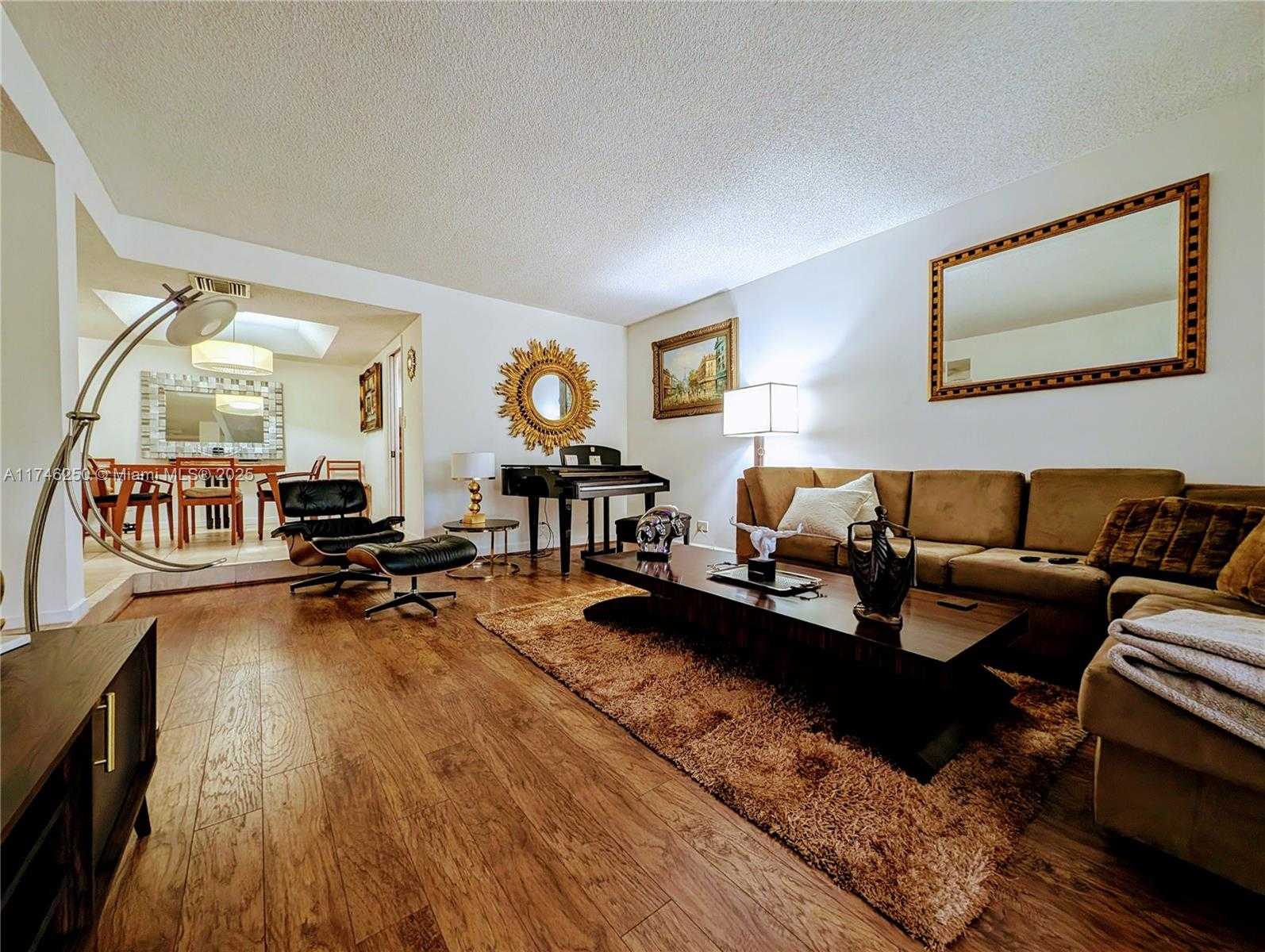 Small Image of 3670 INVERRARY DR #3Q, Lauderhill Number 9