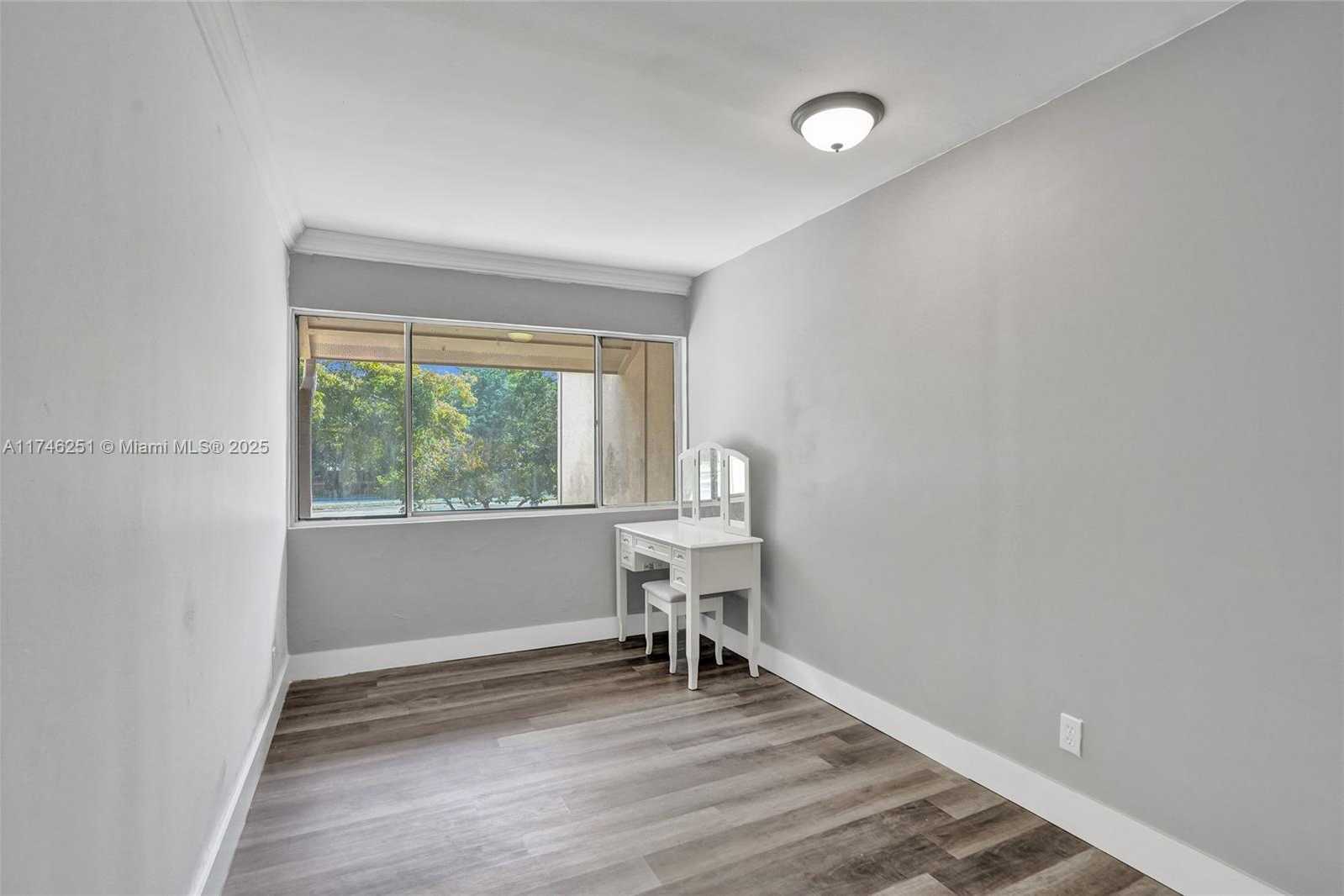 Small Image of 849 NORTH WEST 80TH TER #4, Plantation Number 14