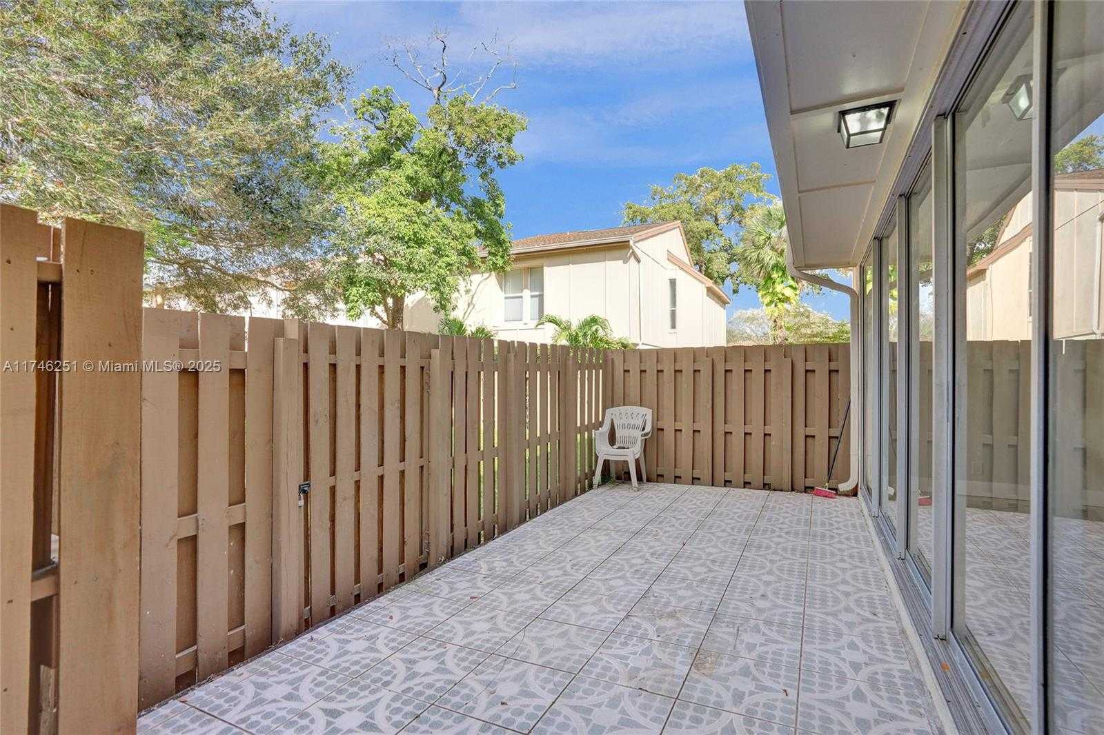 Small Image of 849 NORTH WEST 80TH TER #4, Plantation Number 17