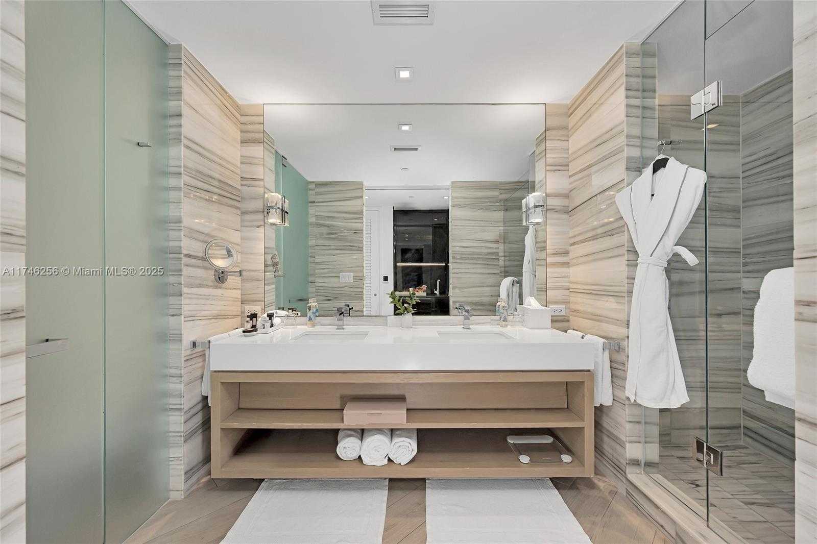 Small Image of 2201 COLLINS AVE #625, Miami Beach Number 15