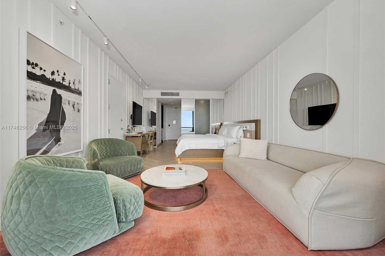 Small Image of 2201 COLLINS AVE #625, Miami Beach Number 3