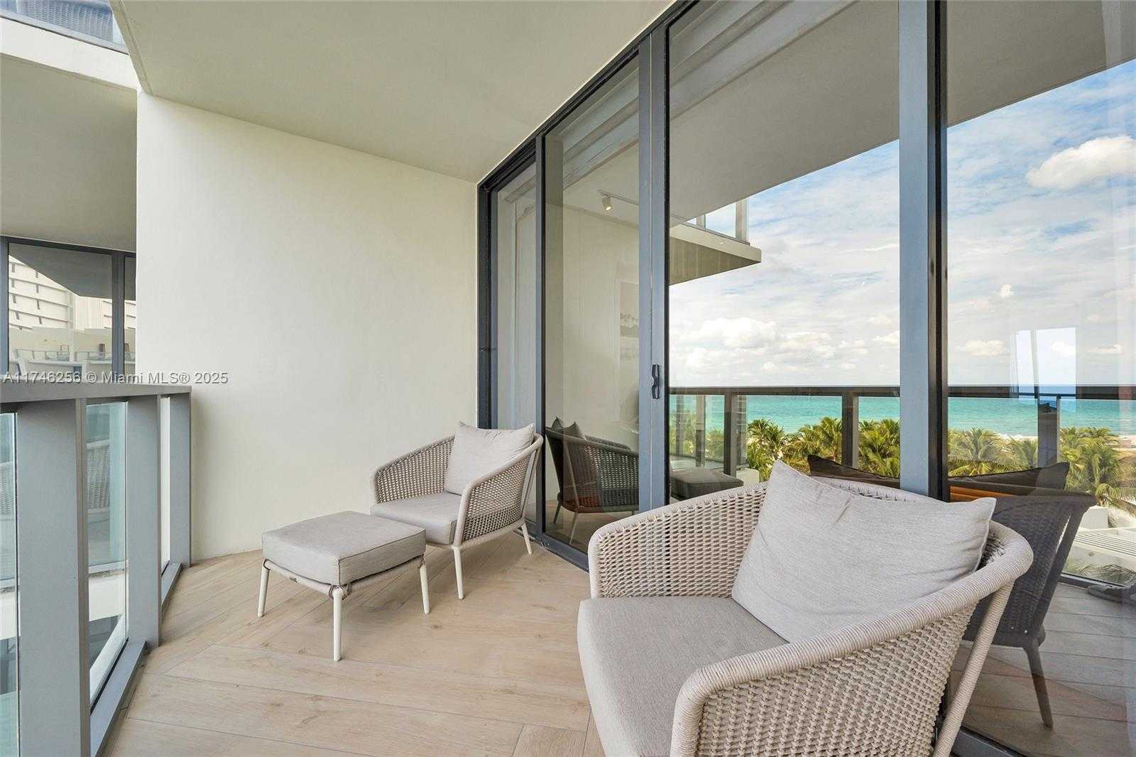Small Image of 2201 COLLINS AVE #625, Miami Beach Number 6