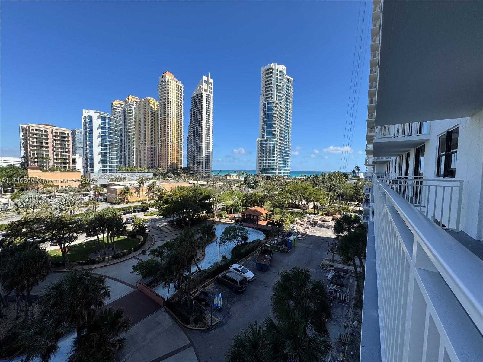 Small Image of 210 174TH ST #716, Sunny Isles Beach Number 3
