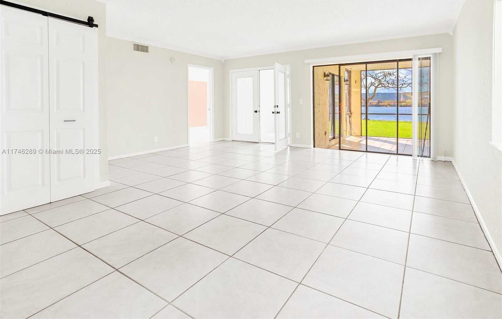 Small Image of 501 REPUBLIC CT #501, Deerfield Beach Number 23