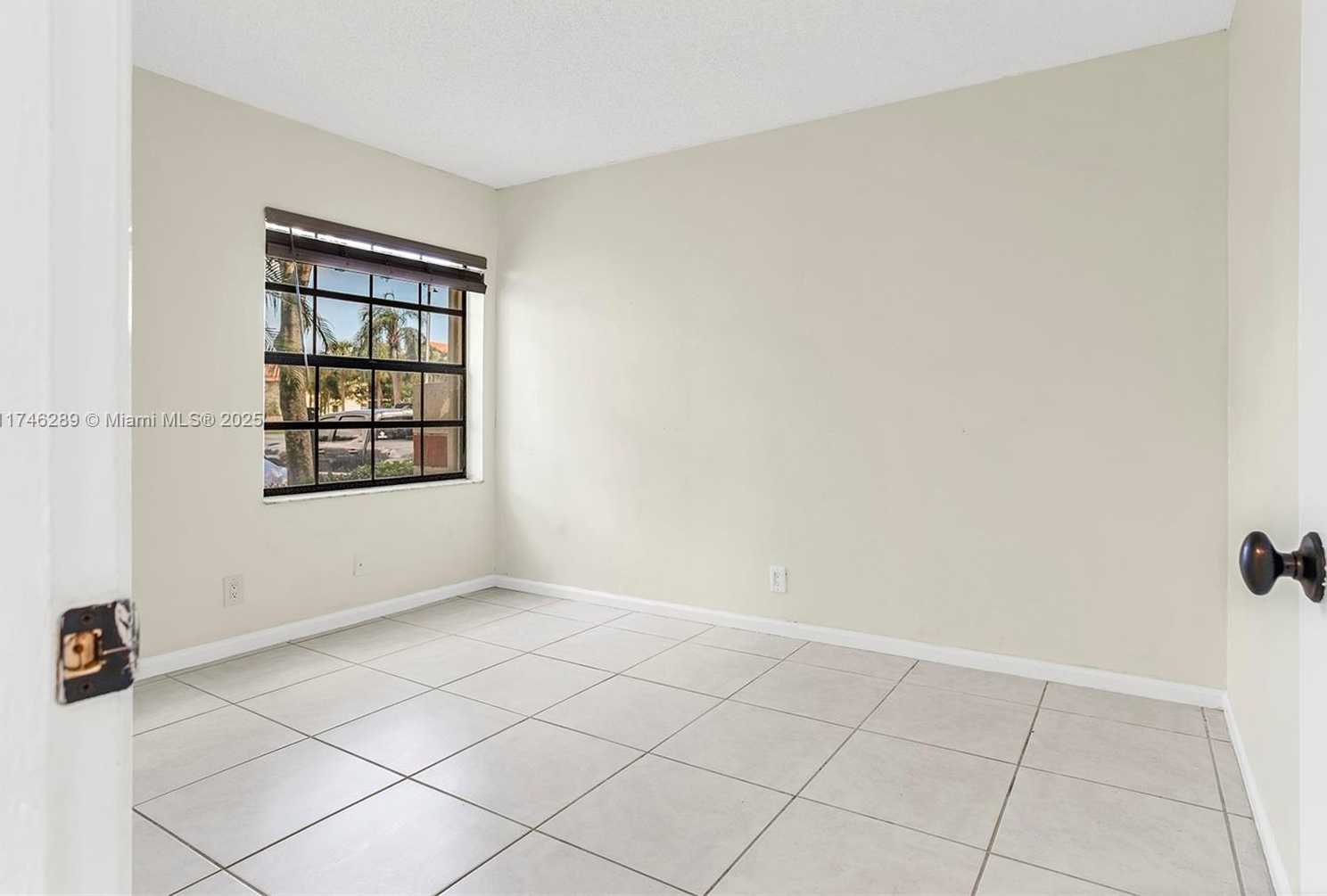 Small Image of 501 REPUBLIC CT #501, Deerfield Beach Number 32