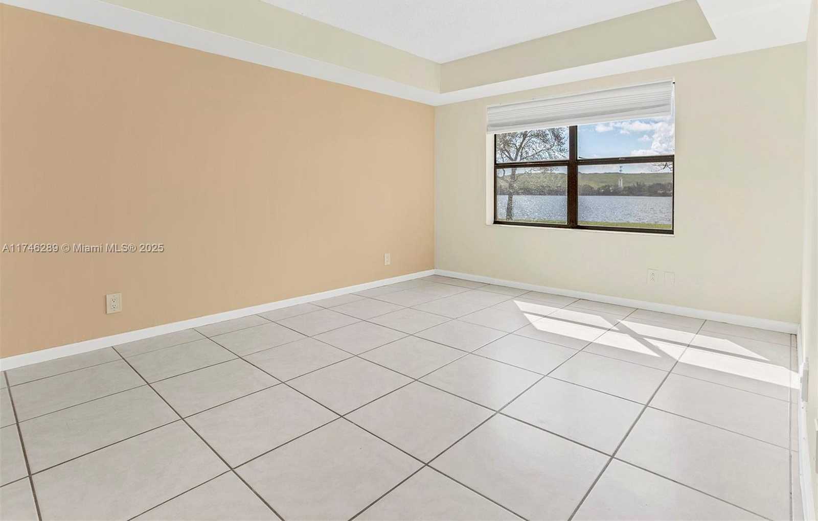 Small Image of 501 REPUBLIC CT #501, Deerfield Beach Number 40