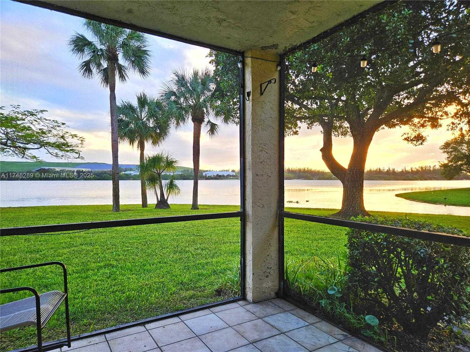 Small Image of 501 REPUBLIC CT #501, Deerfield Beach Number 41