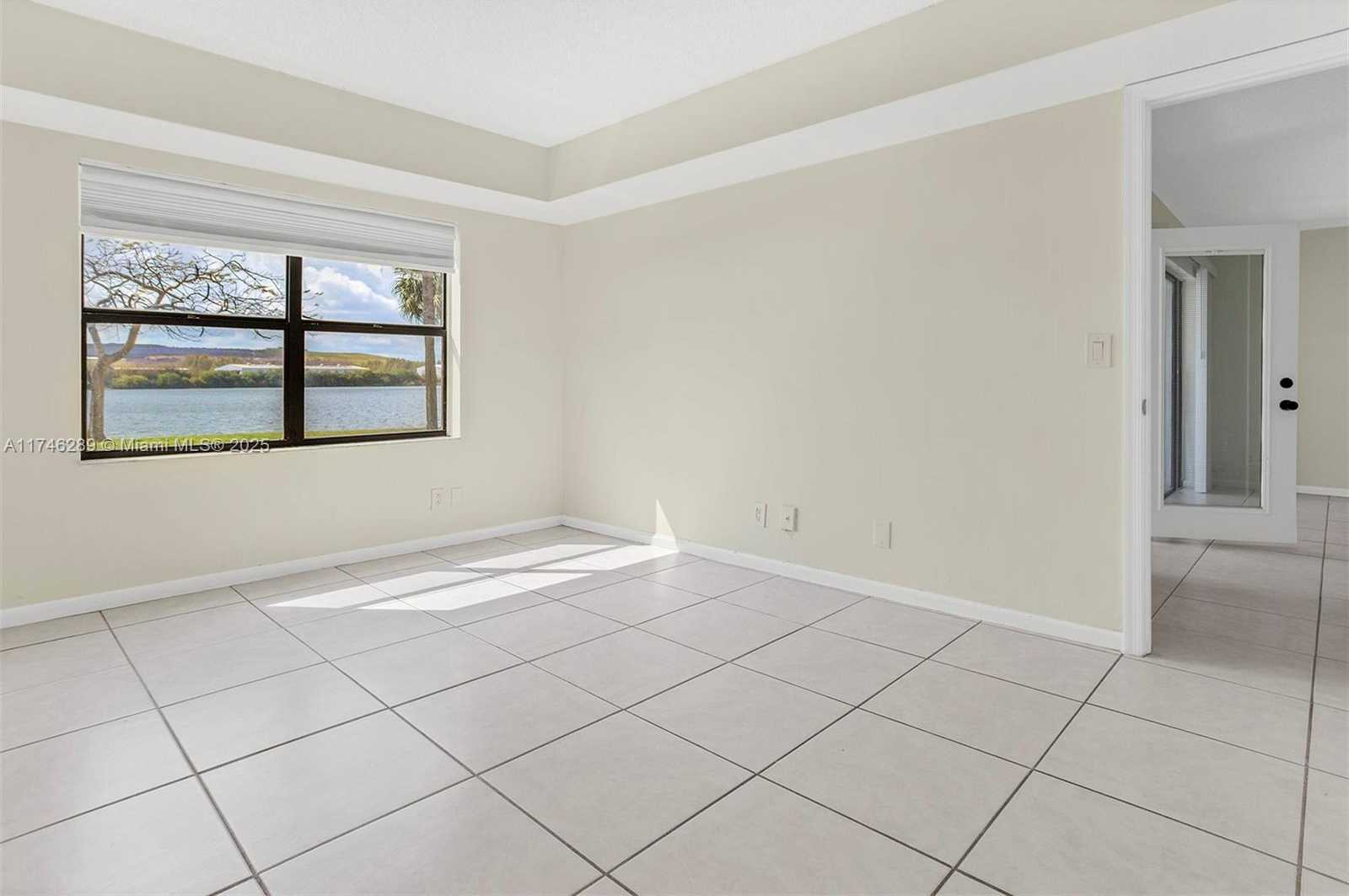 Small Image of 501 REPUBLIC CT #501, Deerfield Beach Number 43