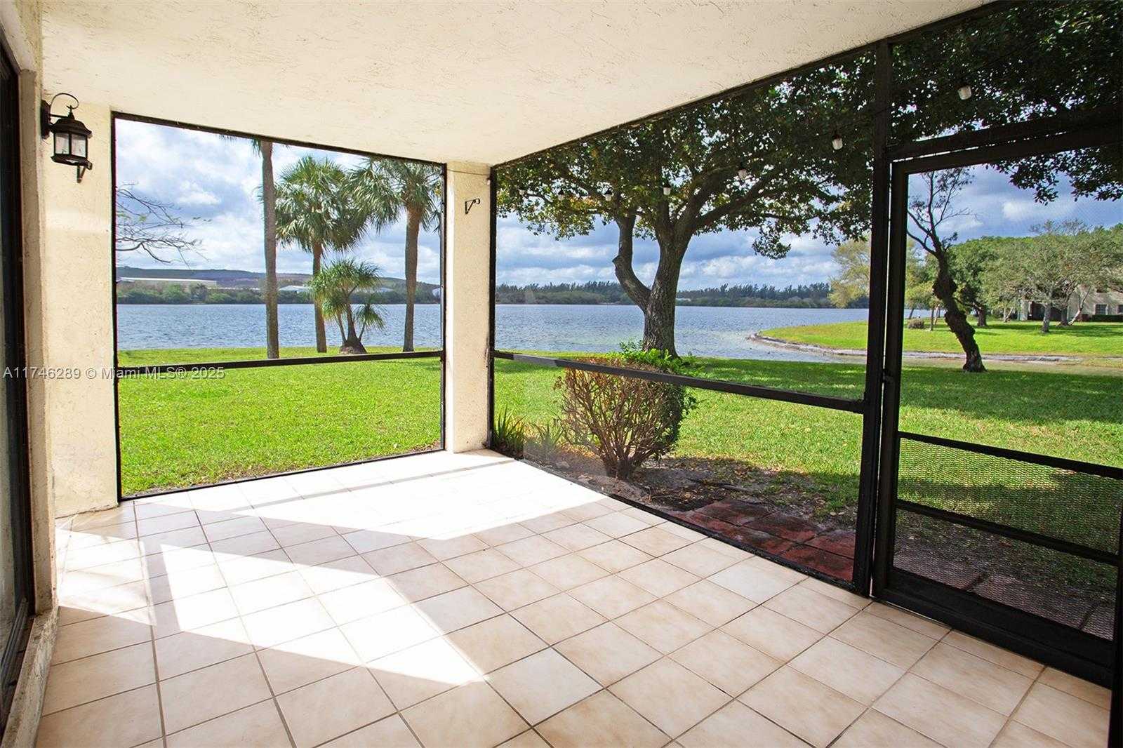 Small Image of 501 REPUBLIC CT #501, Deerfield Beach Number 48
