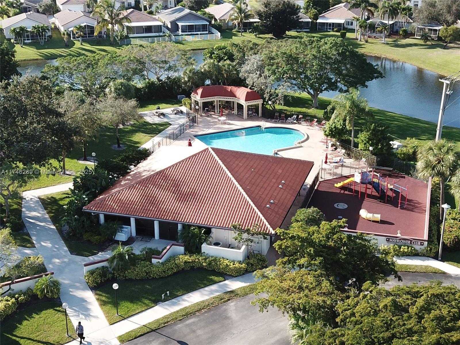 Small Image of 501 REPUBLIC CT #501, Deerfield Beach Number 52