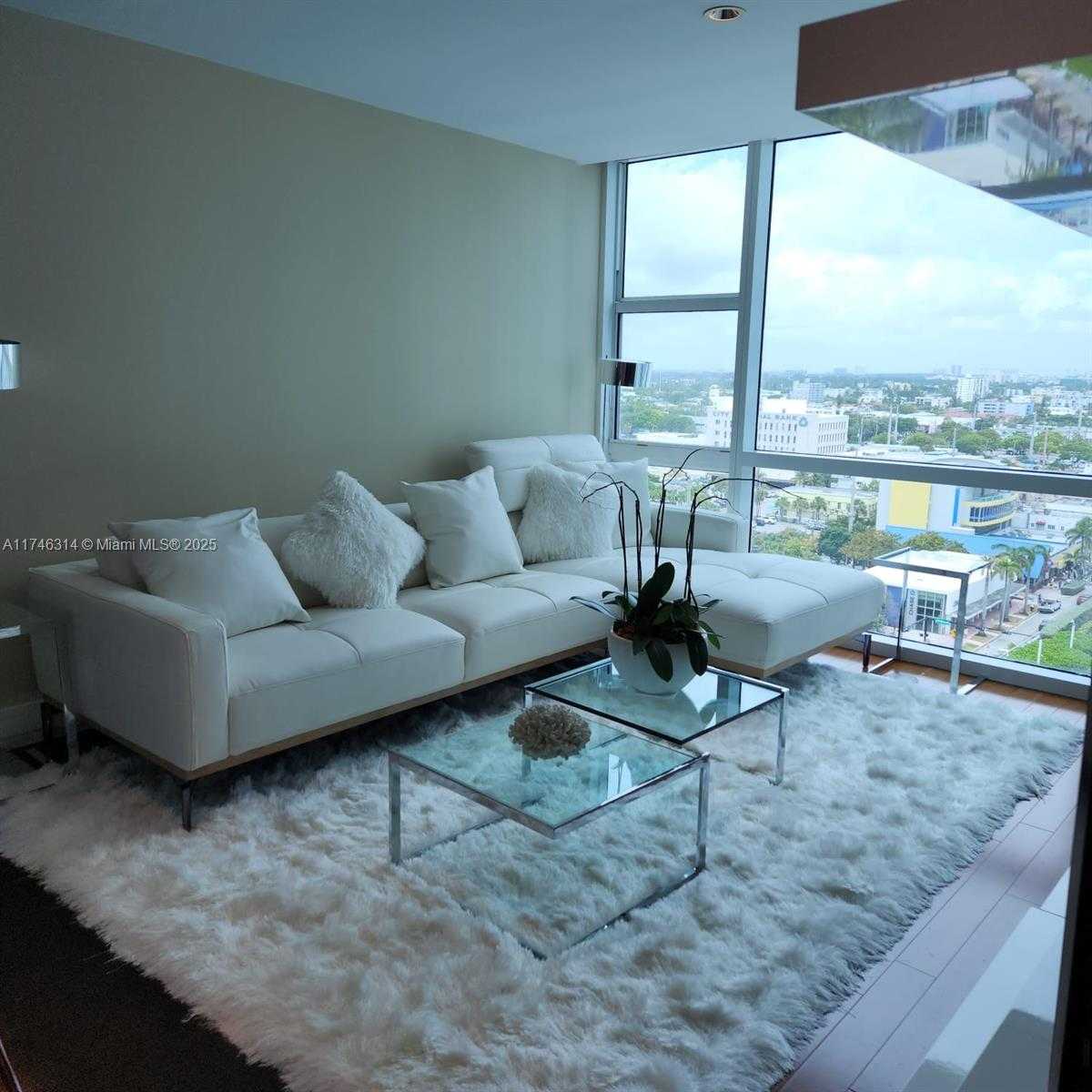 Small Image of 6801 COLLINS AVE #1214(door1203), Miami Beach Number 20