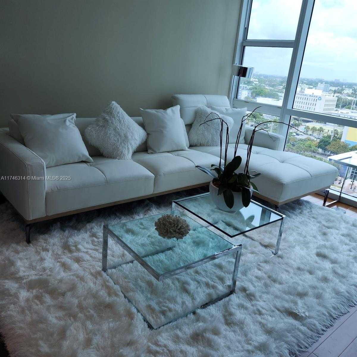 Small Image of 6801 COLLINS AVE #1214(door1203), Miami Beach Number 22