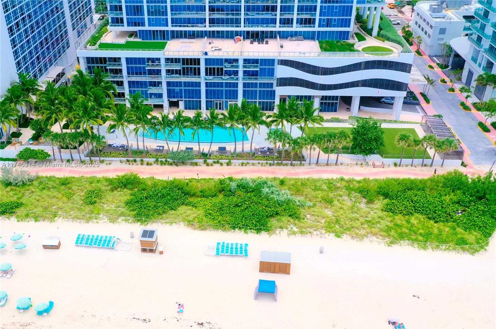 Small Image of 6801 COLLINS AVE #1214(door1203), Miami Beach Number 26