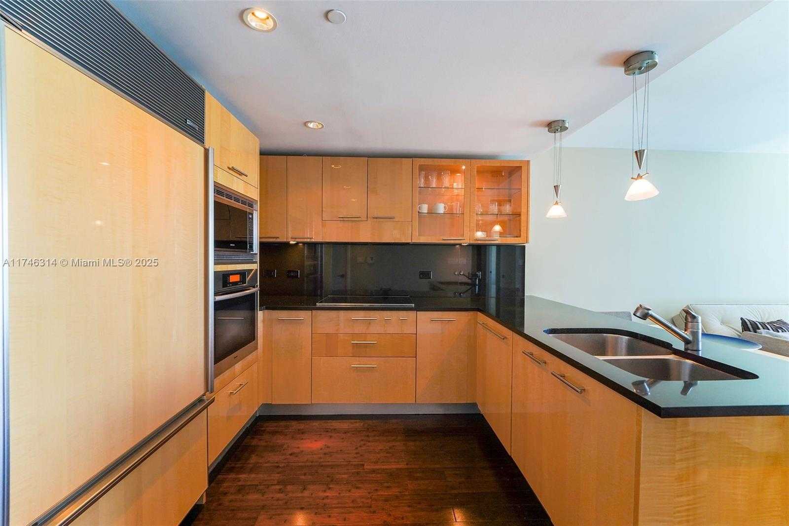Small Image of 6801 COLLINS AVE #1214(door1203), Miami Beach Number 8
