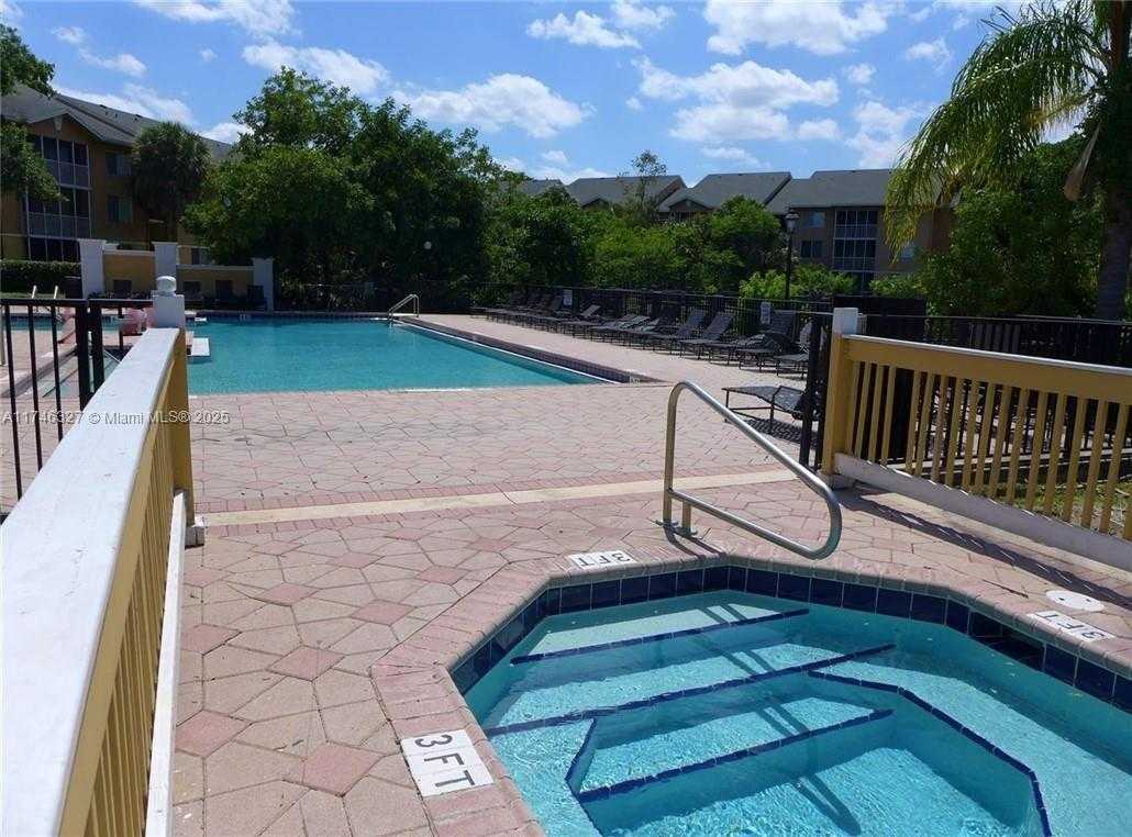 Small Image of 4055 #H209, Pompano Beach Number 2