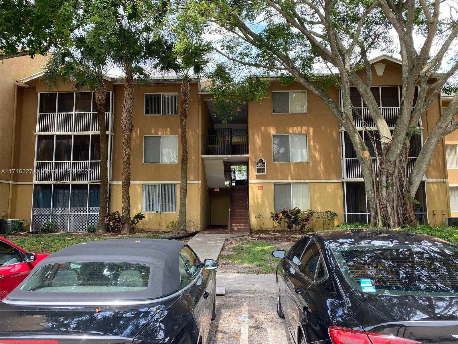 Small Image of 4055 #H209, Pompano Beach Number 6