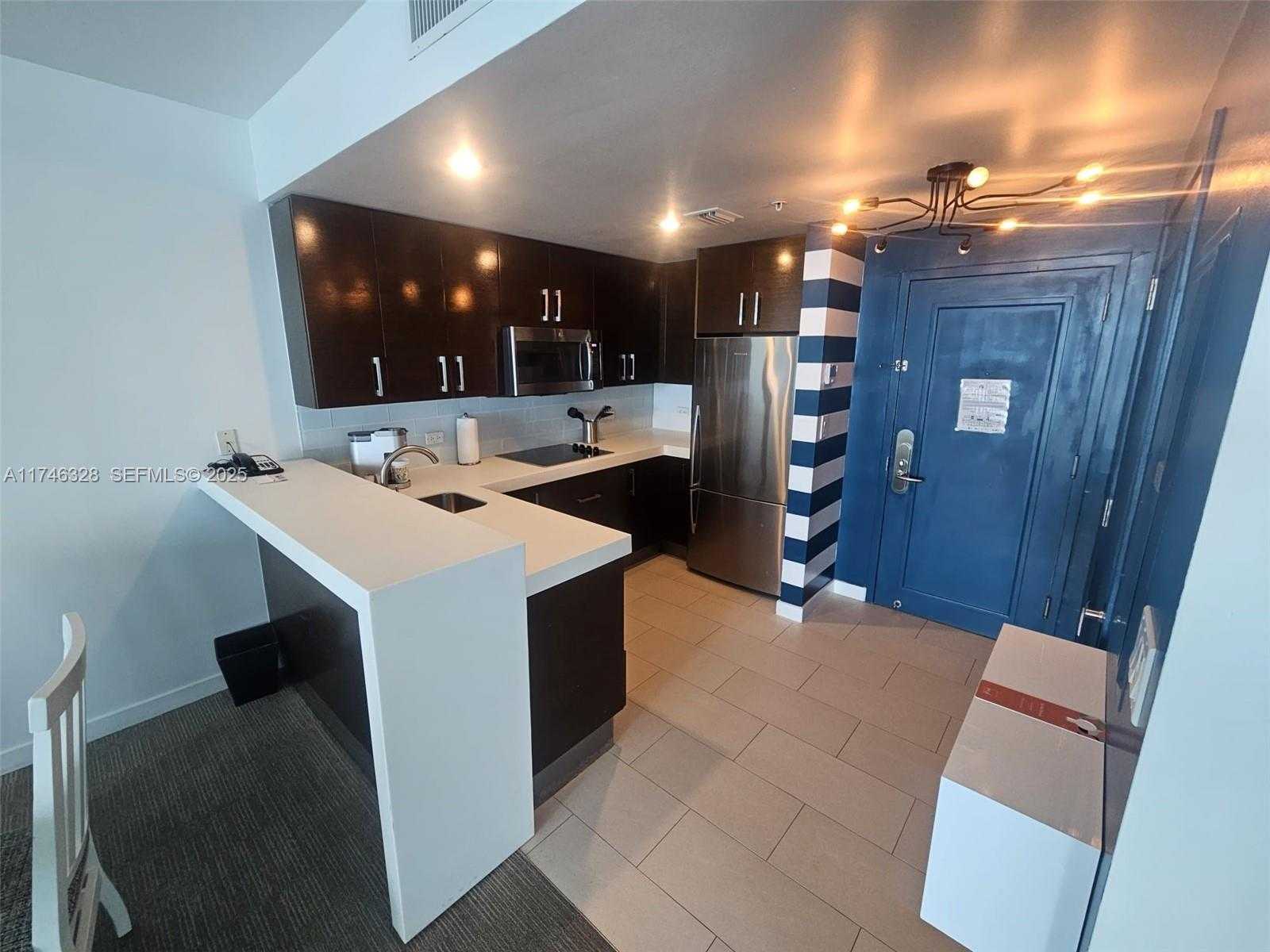 Small Image of 17315 COLLINS AVE #2401, Sunny Isles Beach Number 4