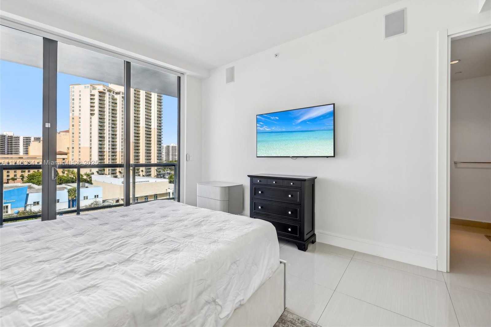 Small Image of 3250 NORTH EAST 188TH ST #607, Aventura Number 21