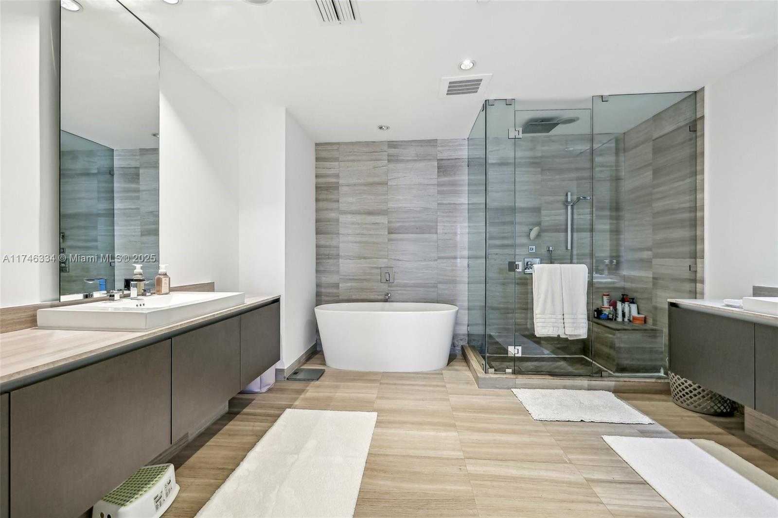Small Image of 3250 NORTH EAST 188TH ST #607, Aventura Number 27