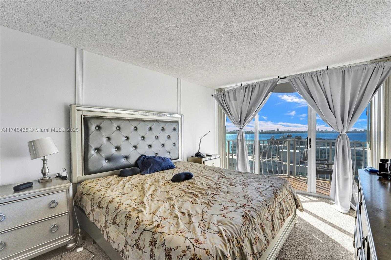 Small Image of 7601 EAST TREASURE DR #1705, North Bay Village Number 26