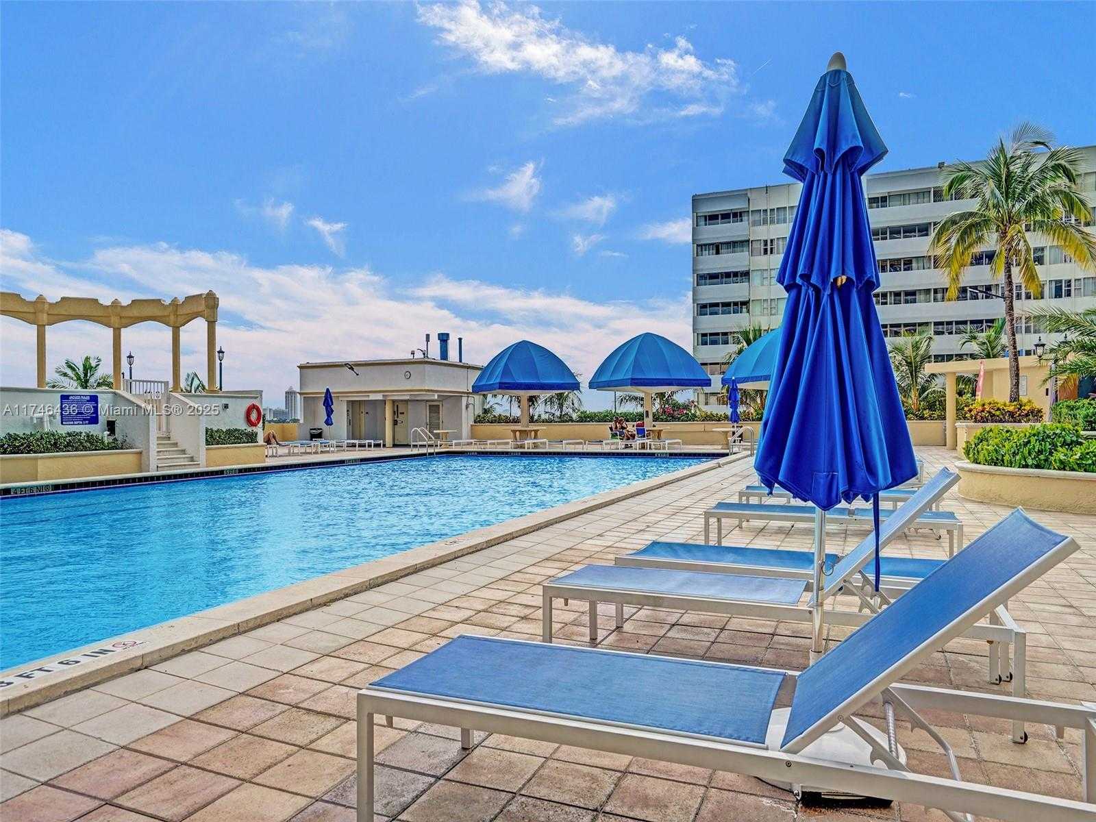 Small Image of 7601 EAST TREASURE DR #1705, North Bay Village Number 8