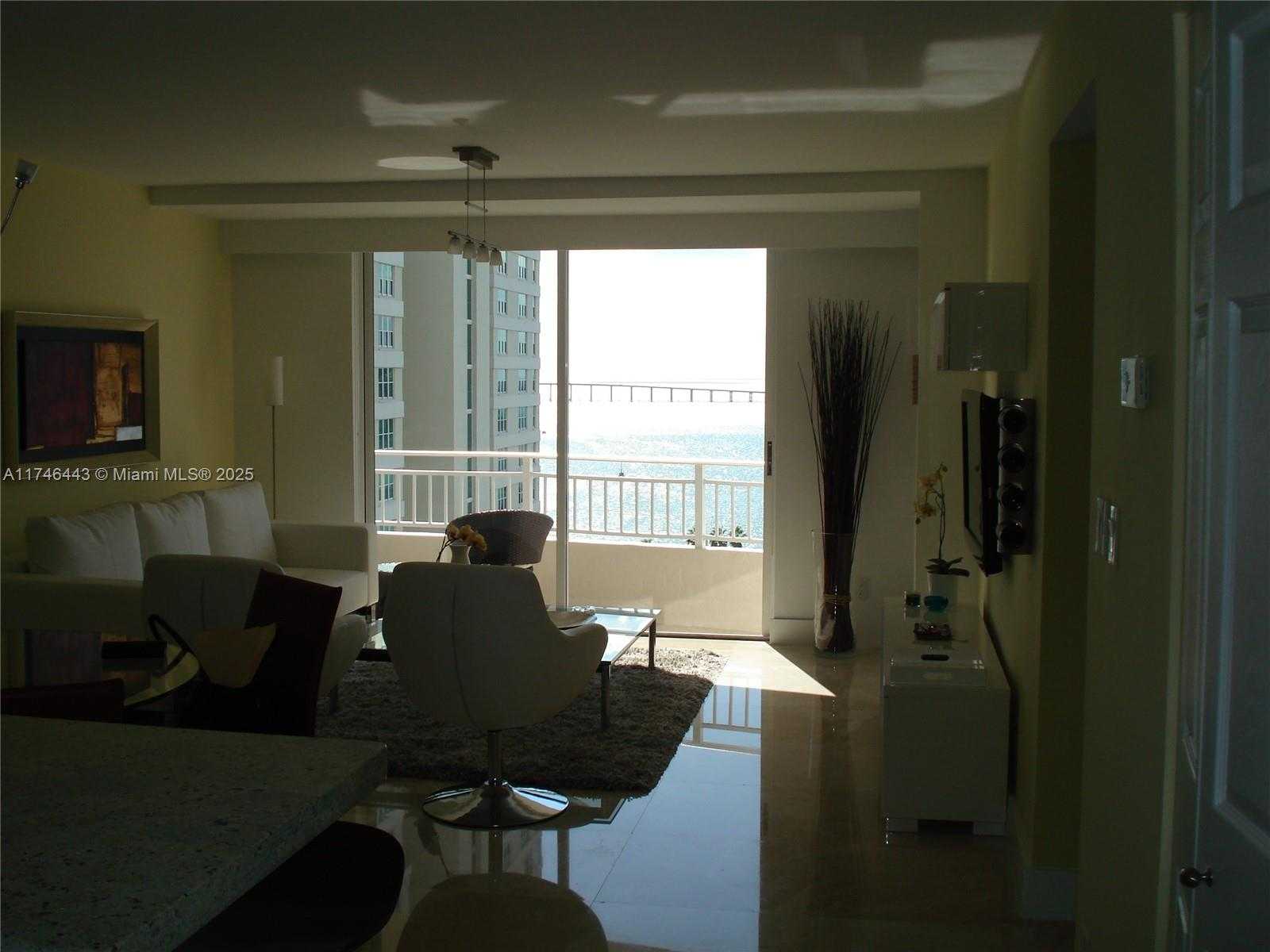 Small Image of 770 CLAUGHTON ISLAND DR #1708, Miami Number 11