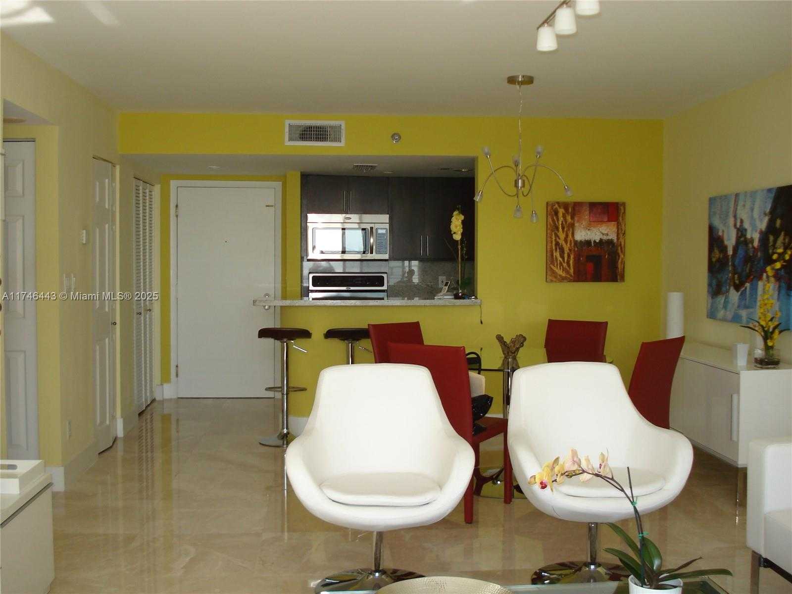Small Image of 770 CLAUGHTON ISLAND DR #1708, Miami Number 5