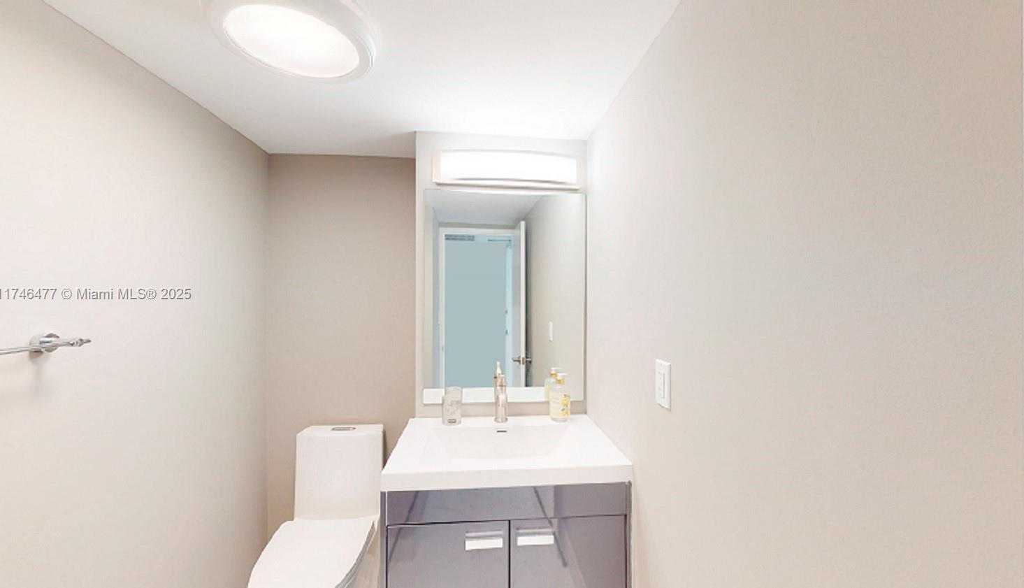 Small Image of 10275 COLLINS AVE #724, Bal Harbour Number 6