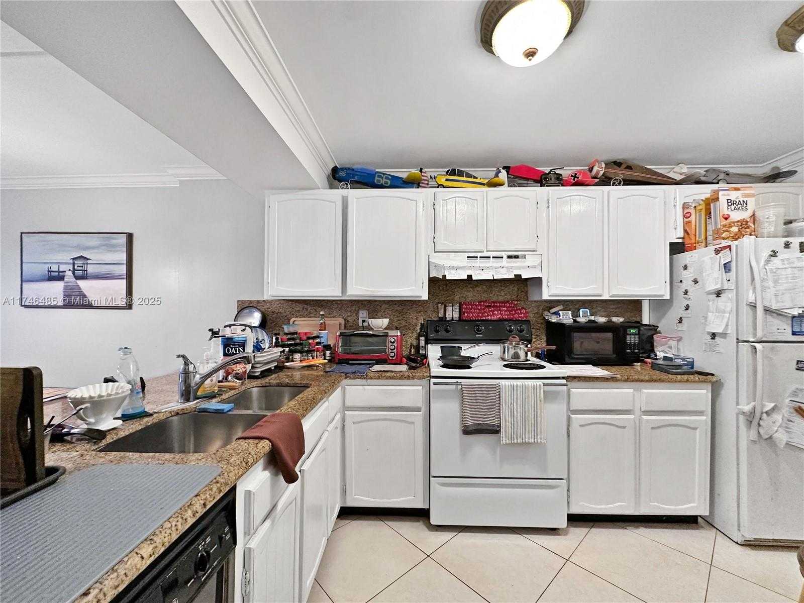 Small Image of 13 ROYAL PALM WAY #2030, Boca Raton Number 10