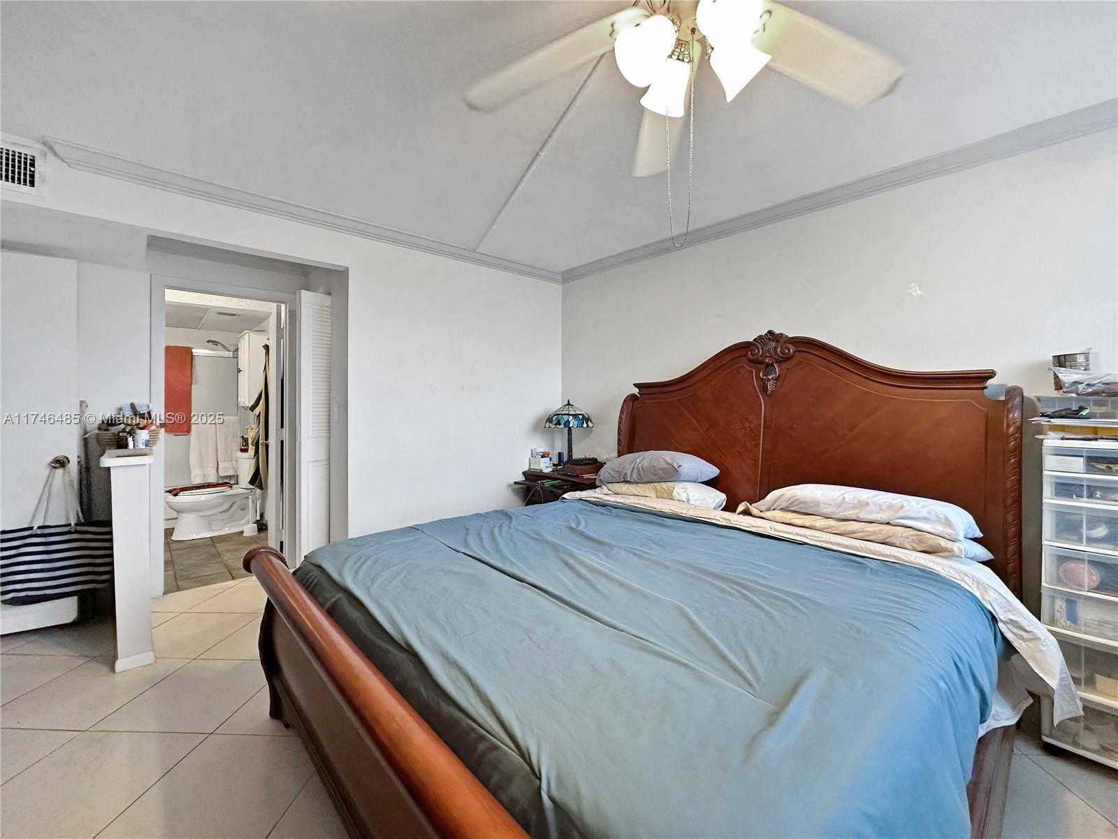 Small Image of 13 ROYAL PALM WAY #2030, Boca Raton Number 22