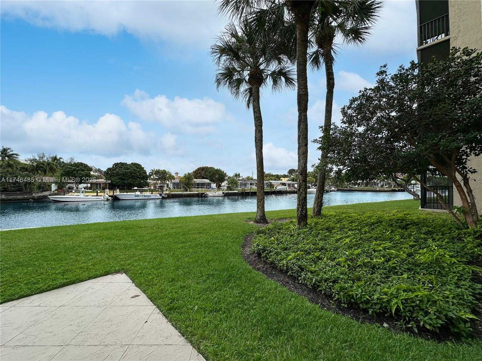 Small Image of 13 ROYAL PALM WAY #2030, Boca Raton Number 32