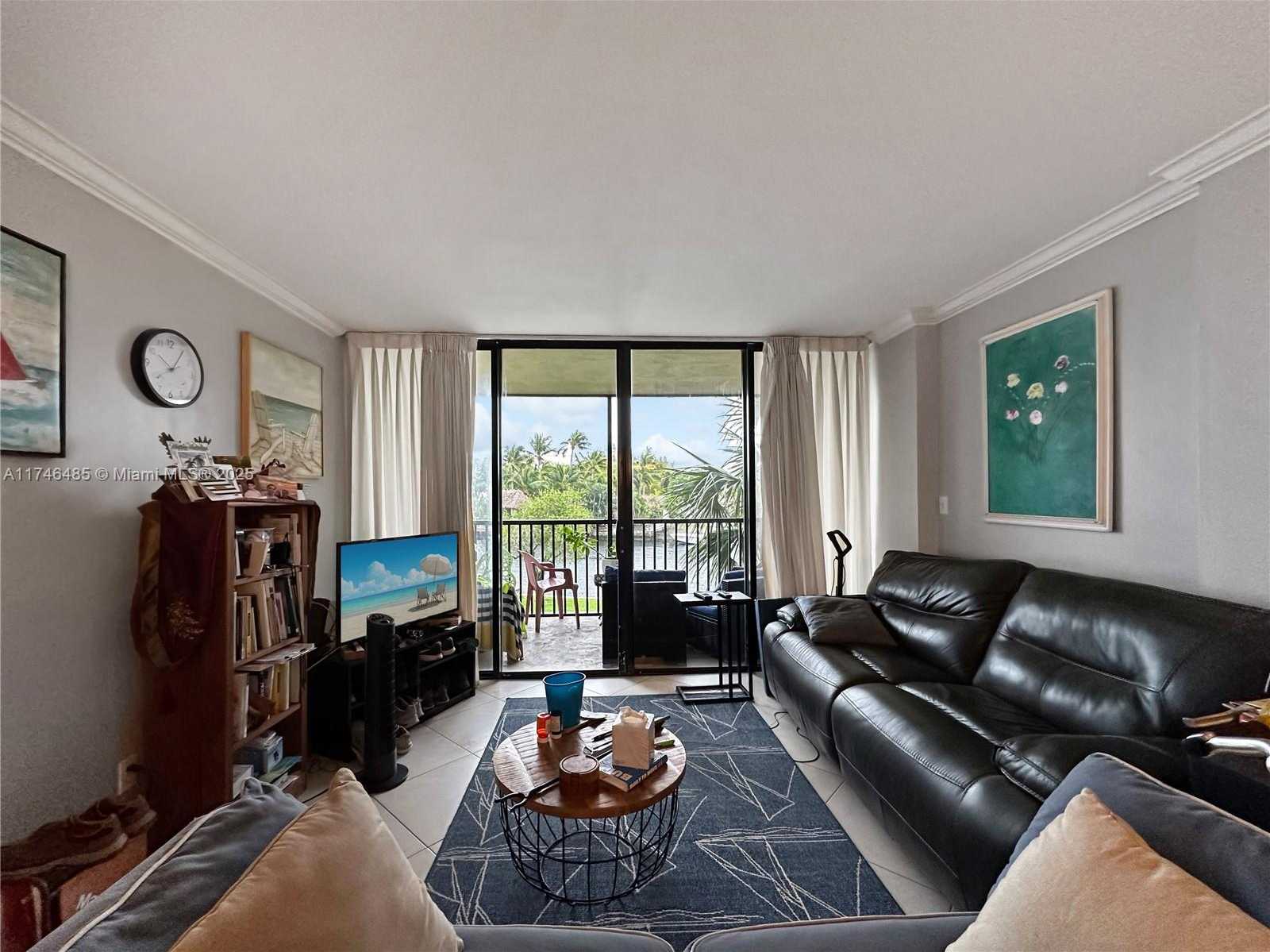 Small Image of 13 ROYAL PALM WAY #2030, Boca Raton Number 4