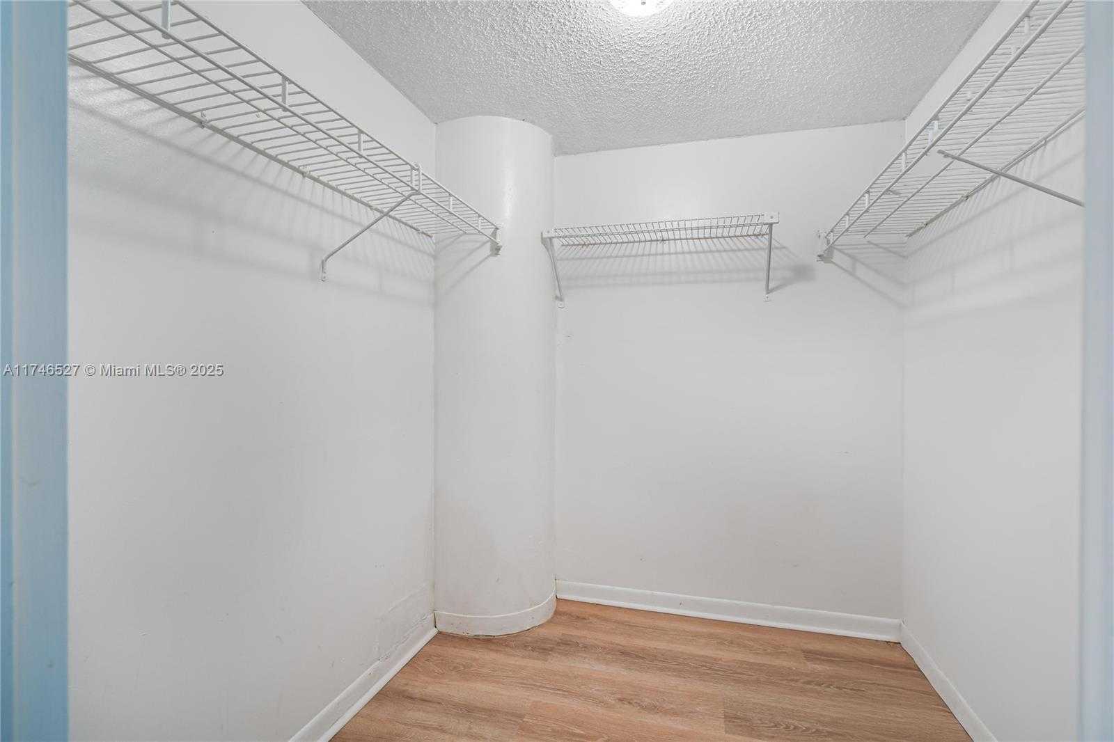 Small Image of 3725 SOUTH OCEAN DR #1023, Hollywood Number 18
