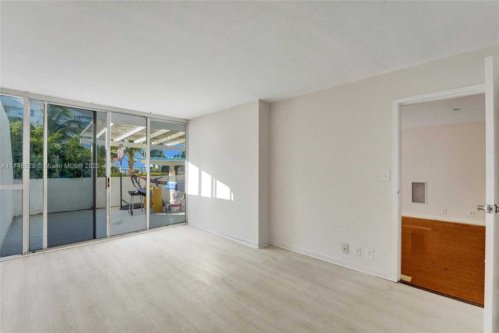 Small Image of 7601 EAST TREASURE DR #406, North Bay Village Number 17