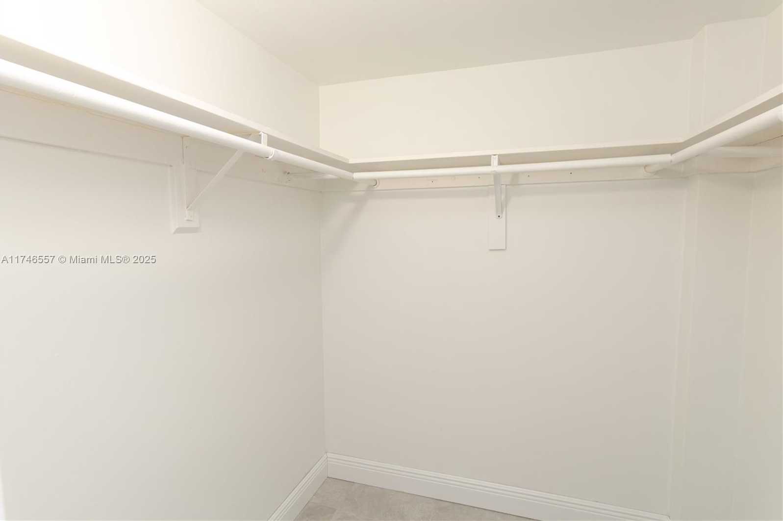 Small Image of 2930 POINT EAST DR #E107, Aventura Number 7