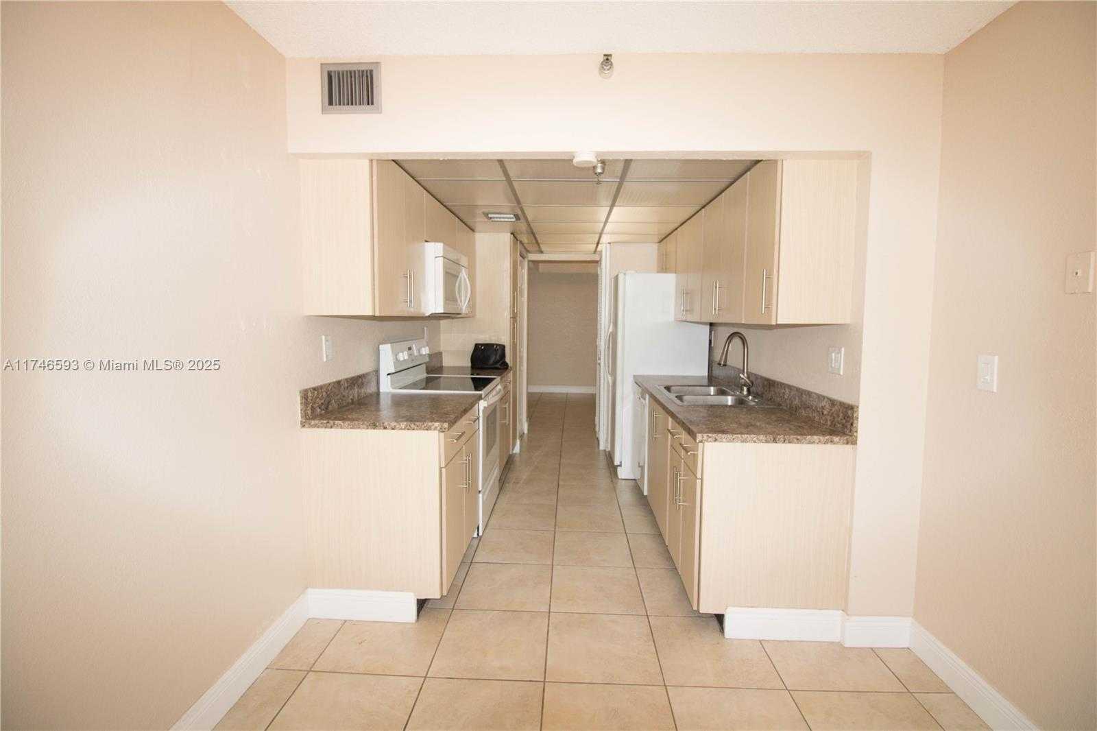 Small Image of 290 174TH ST #1410, Sunny Isles Beach Number 6