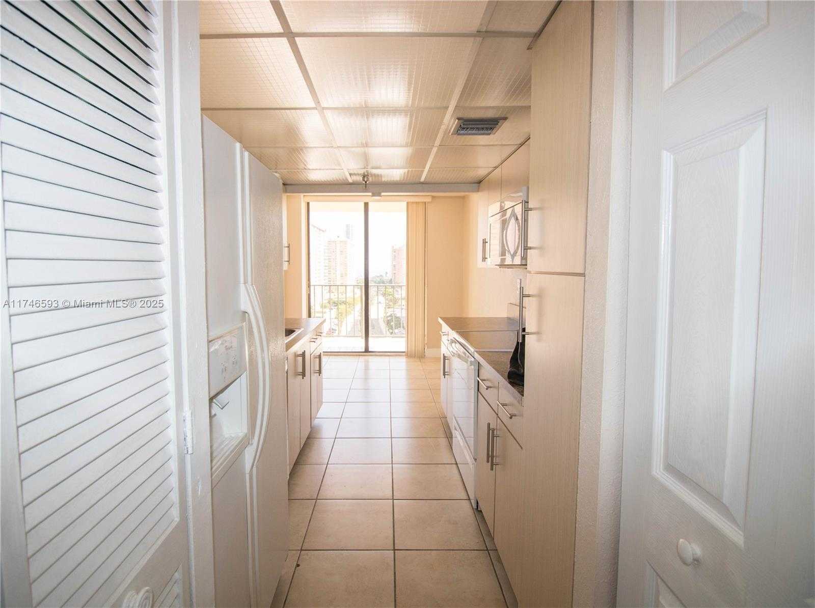 Small Image of 290 174TH ST #1410, Sunny Isles Beach Number 9